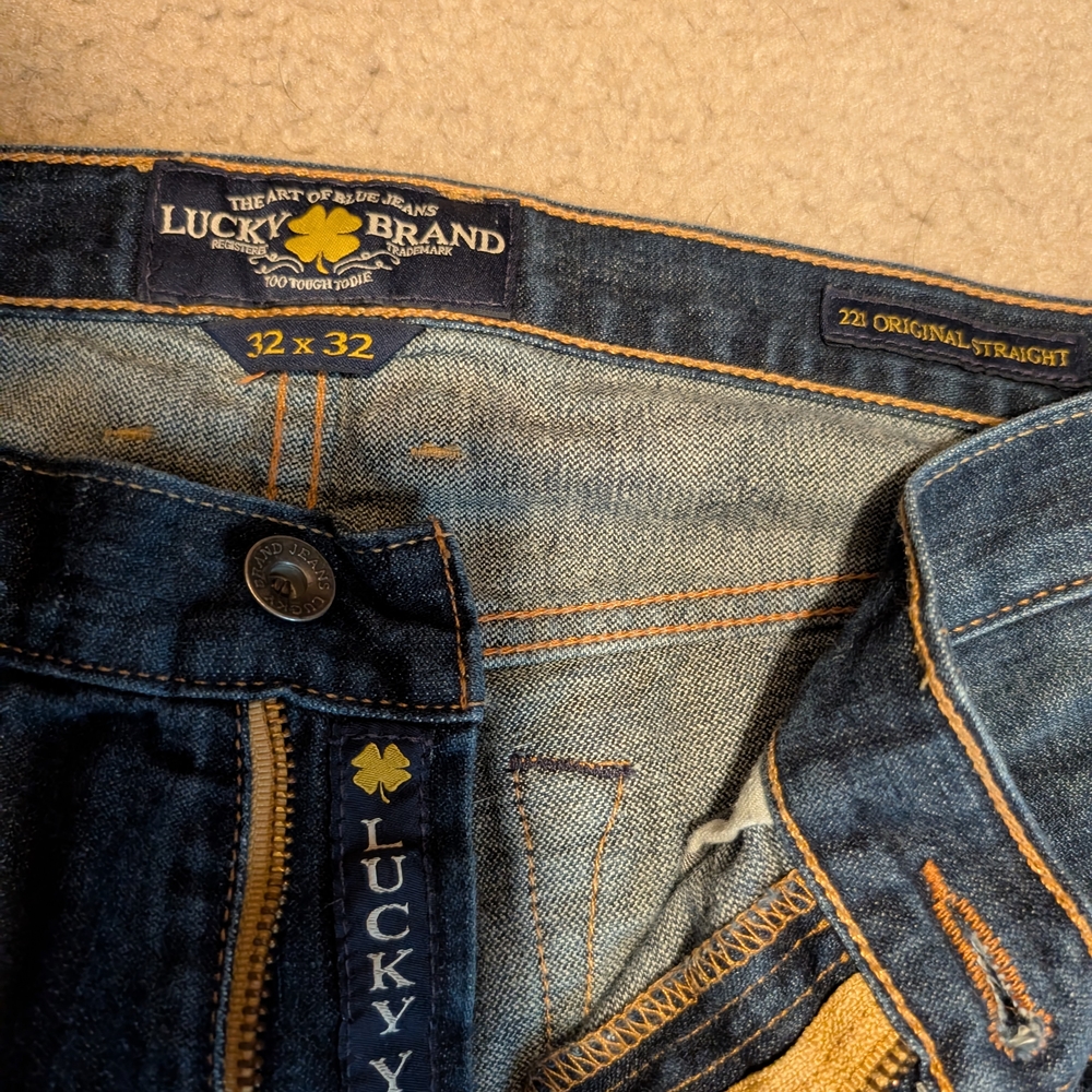 Lucky Brand Blue 221 Original Straight Jeans